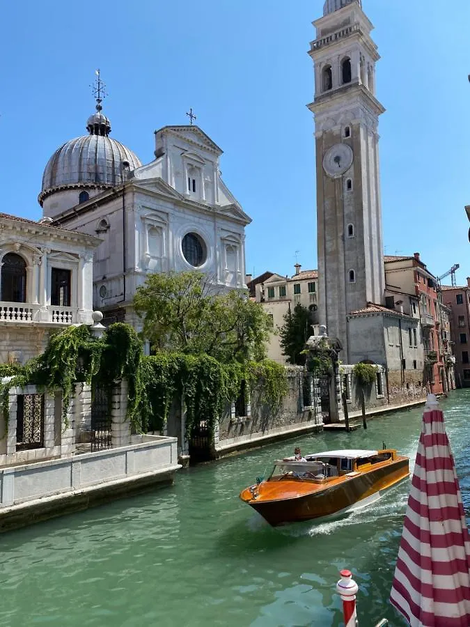 Luxury suite 5 min from San Marco Venise 0*,  Italie